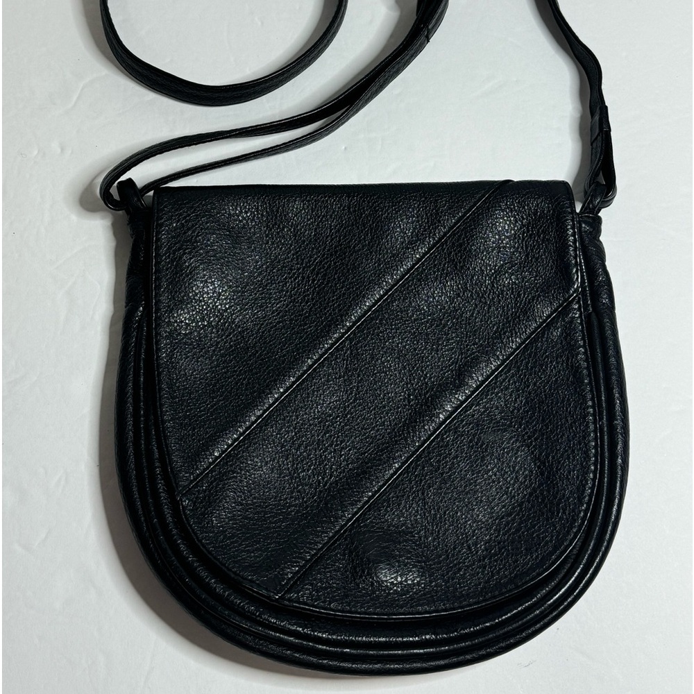 ORIGINAL BREE Black Leather Saddle Crossbody With Adjustable Strap